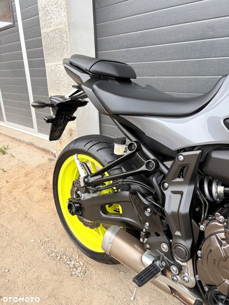 Yamaha MT - 2