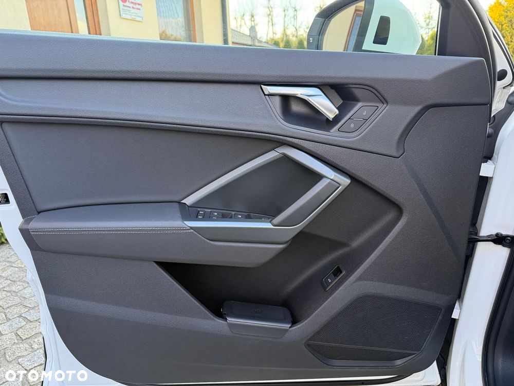 Audi Q3 40 TDI Quattro S tronic S line - 37