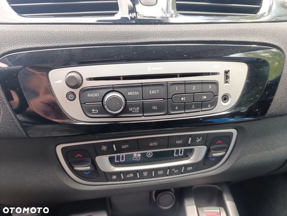 Renault Scenic 1.6 dCi Energy Bose - 30