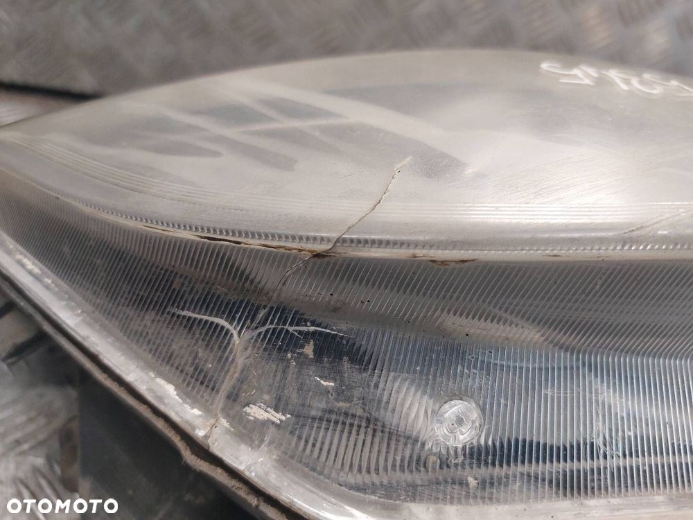 LAMPA PRAWY PRZÓD RENAULT GRAND SCENIC II 5DV00829000 - 4