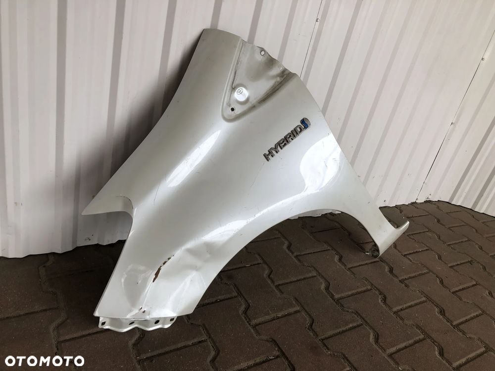 TOYOTA YARIS III 2011-2020 BŁOTNIK LEWY PRZÓD PRZEDNI - 2