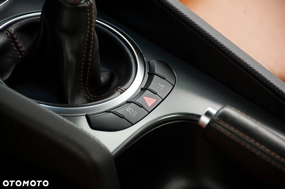Audi TT Coupé 2.0 TDI quattro - 34