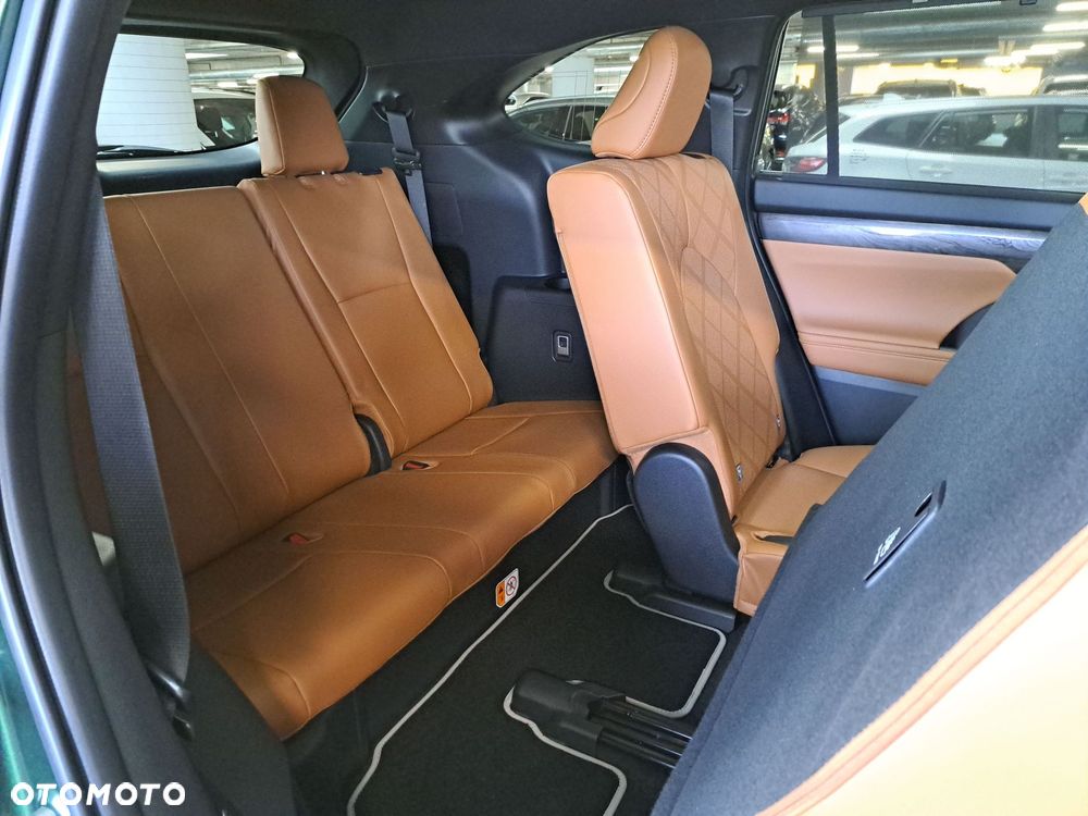 Toyota Highlander - 16