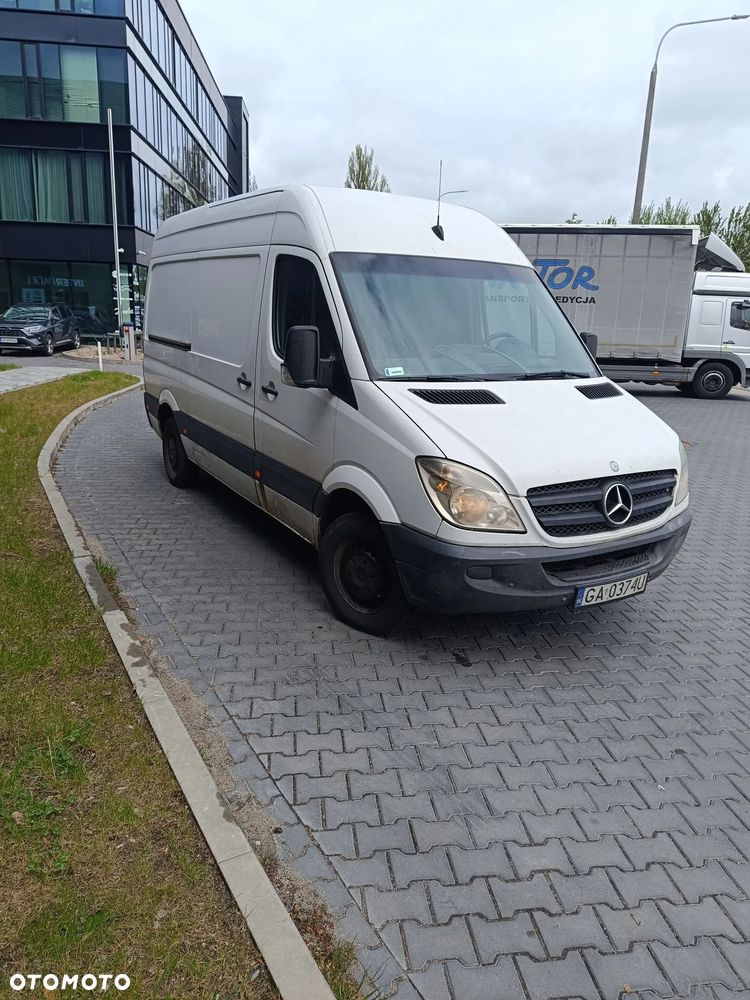 Mercedes-Benz SPRINTER - 3