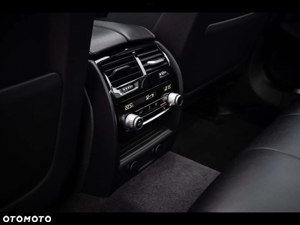 BMW Seria 5 - 16
