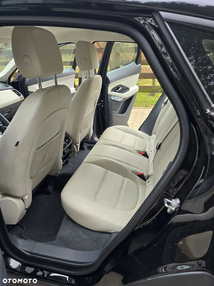 Jaguar E-Pace D150 AWD HSE - 24