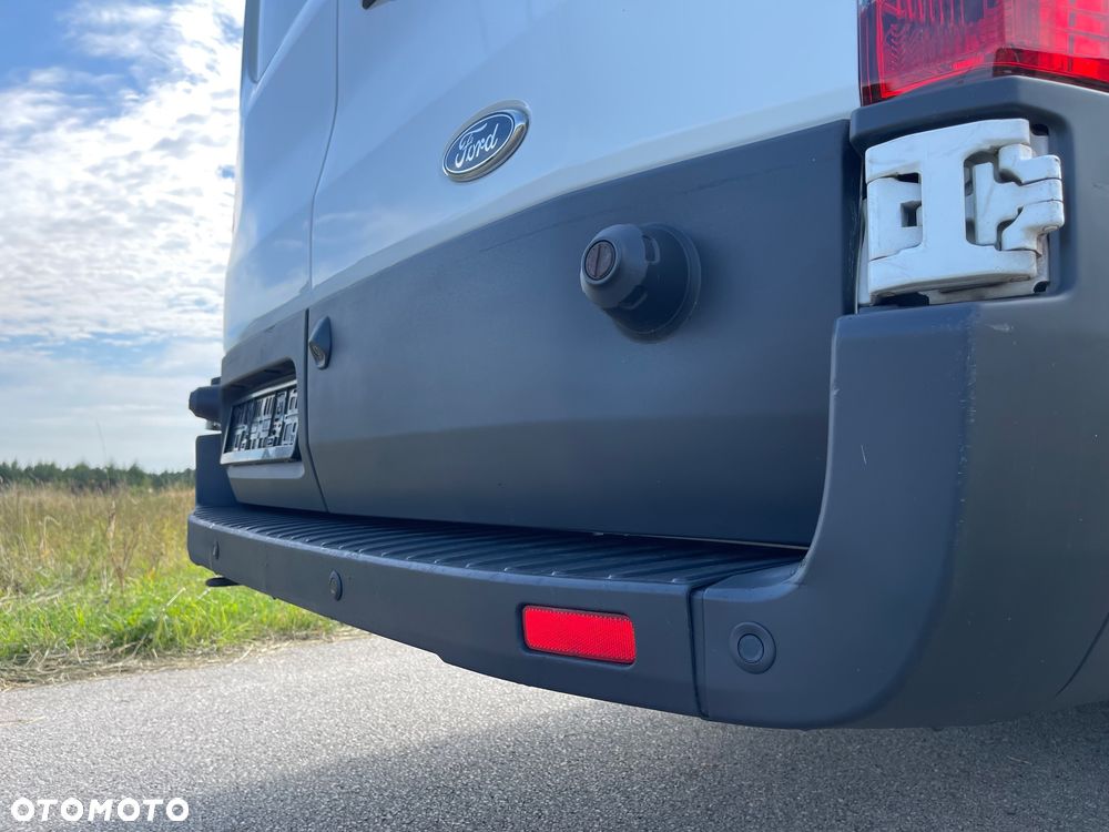 Ford Transit - 20
