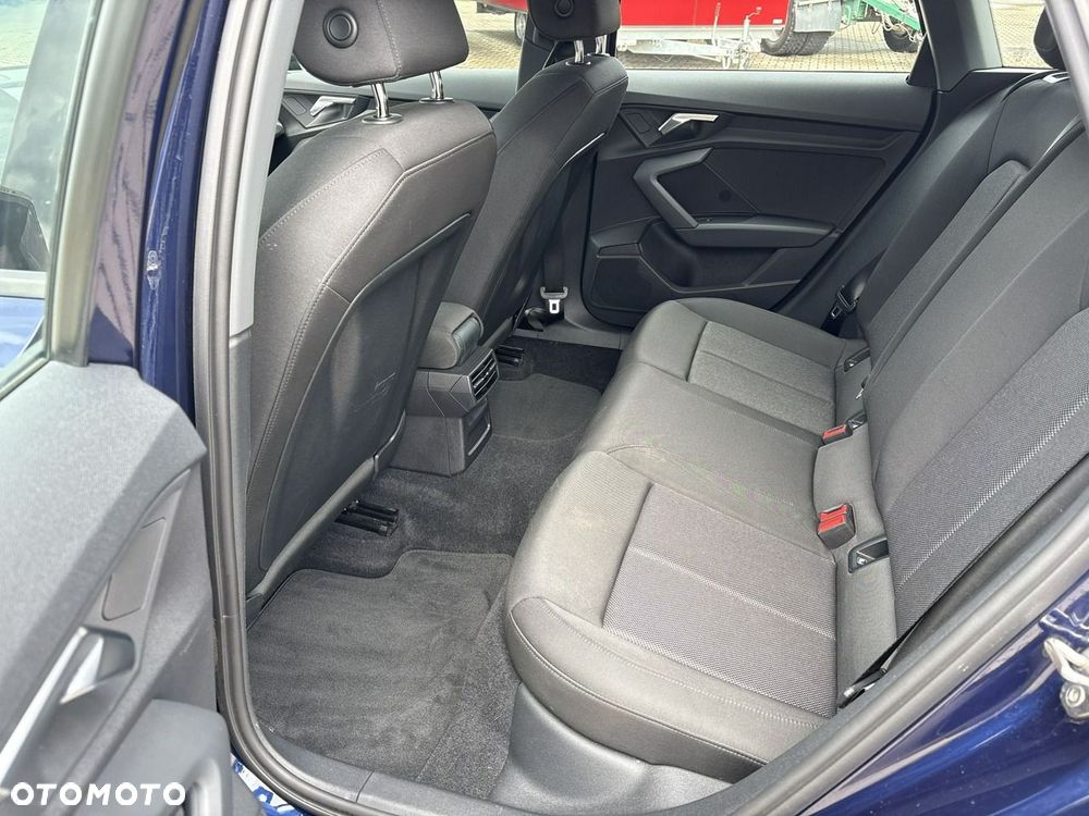 Audi A1 Sportback - 16
