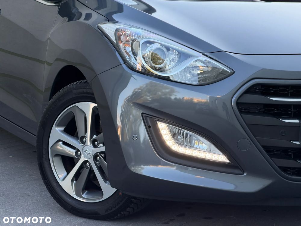 Hyundai i30 1.6 Fifa World Cup Edition - 3