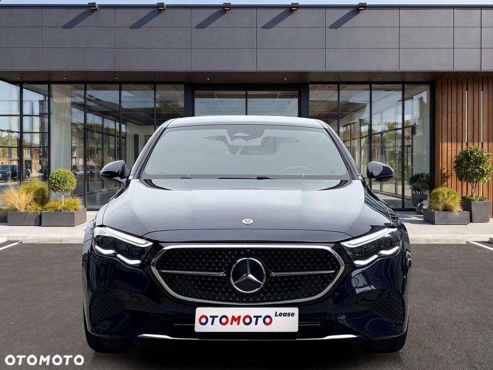 Mercedes-Benz Klasa E 220 d mHEV 4-Matic Avantgarde 9G-Tronic - 3