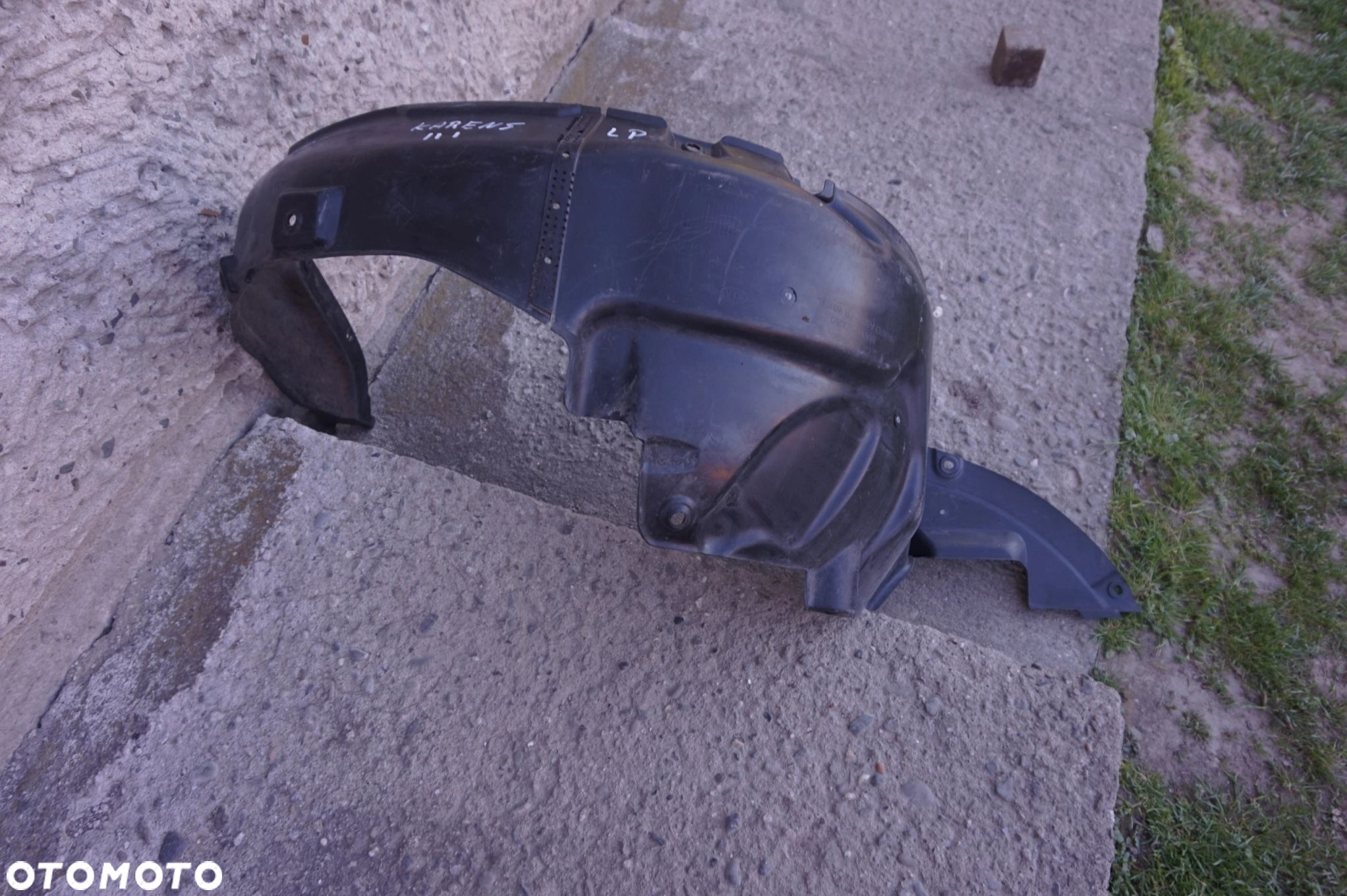 NADKOLE LEWE PRZEDNIE KIA CARENS III 06/12r 86811-1D050 - 2