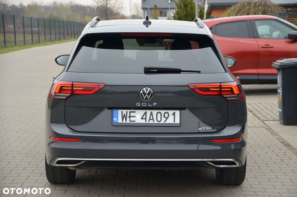 Volkswagen Golf 1.5 eTSI EVO Style DSG - 10