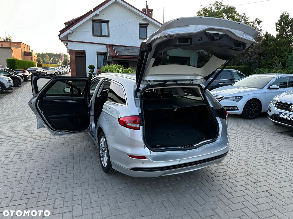 Ford Mondeo - 26