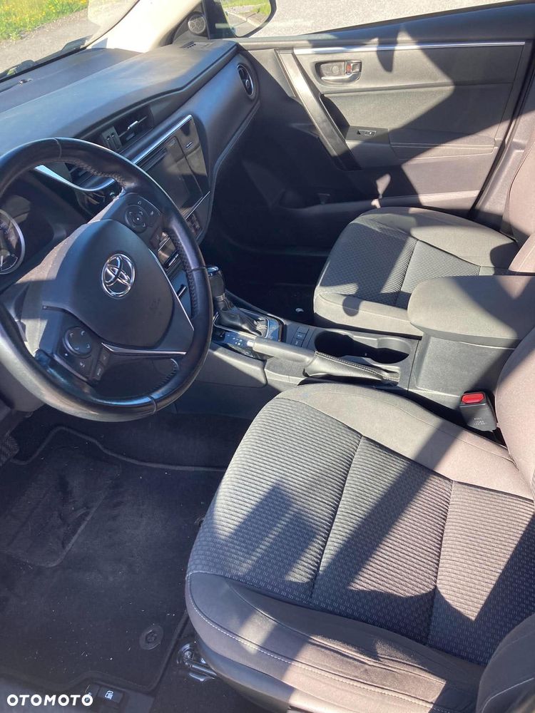 Toyota Corolla 1.6 Premium MS EU6 - 17