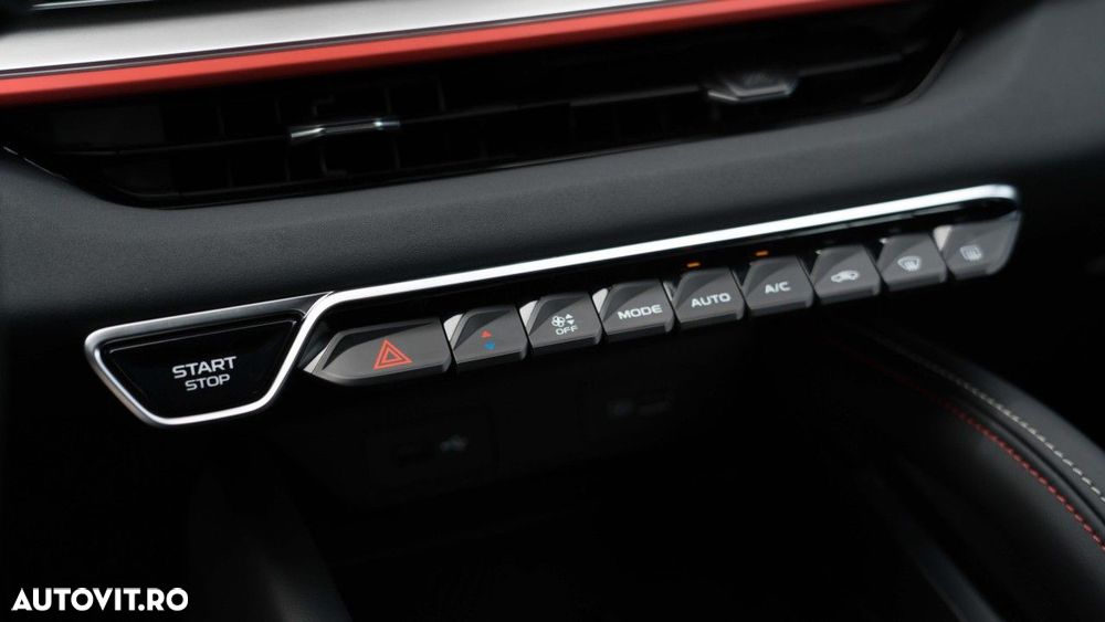 Geely Coolray - 21
