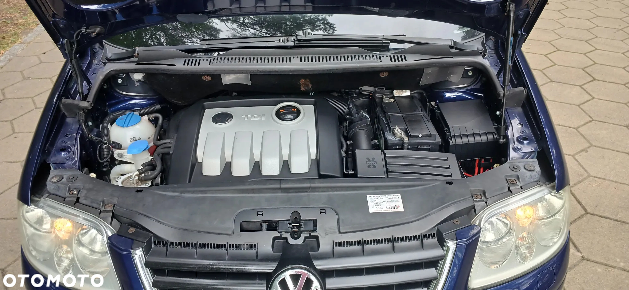Volkswagen Touran 1.9 TDI Basis - 18