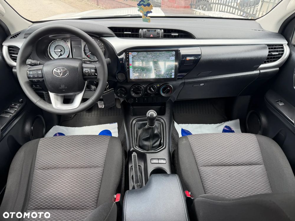 Toyota Hilux 2.4 D-4D Double Cab DLX 4x4 - 8