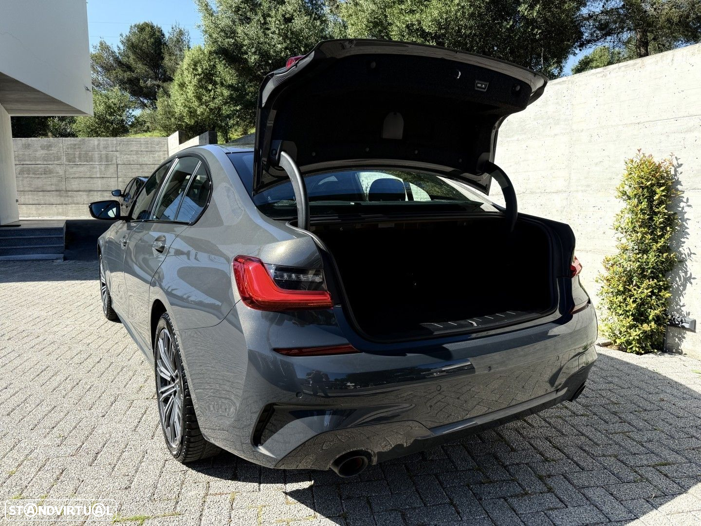 BMW 330 e Pack M Auto - 42