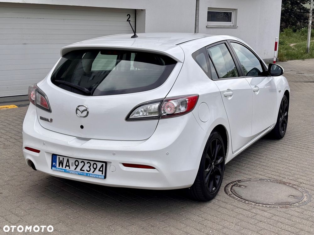 Mazda 3 1.6 Exclusive + - 3