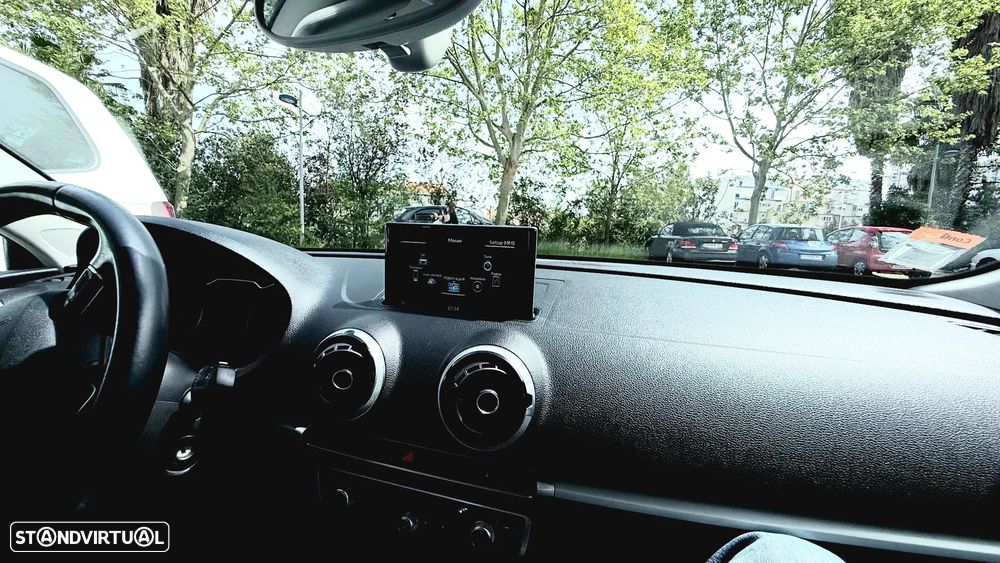 Audi A3 1.6 TDI (clean diesel) S tronic Attraction - 8