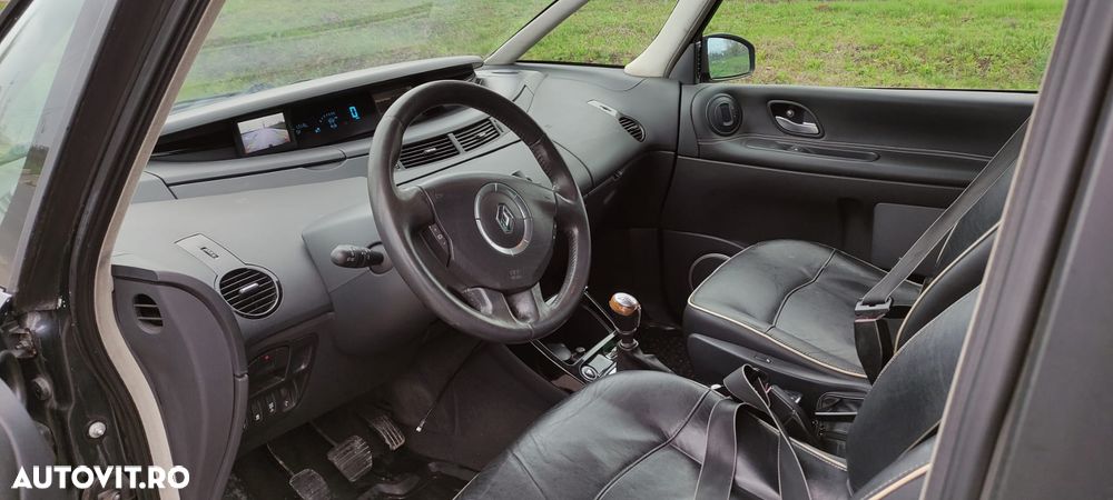 Renault Grand Espace 2.0 dCi FAP Initiale - 15