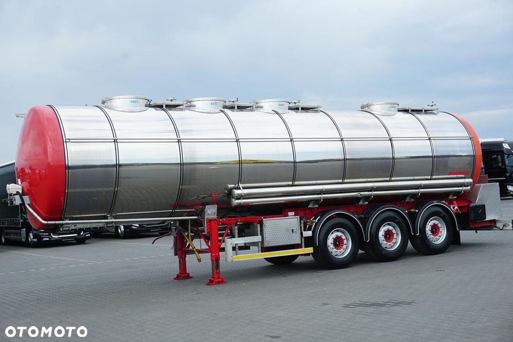 Sommer CYSTERNA SPOZYWCZA / 28 374 LITRÓW / 4 KOMOROWA /  WEBASTO / POMPA - 3