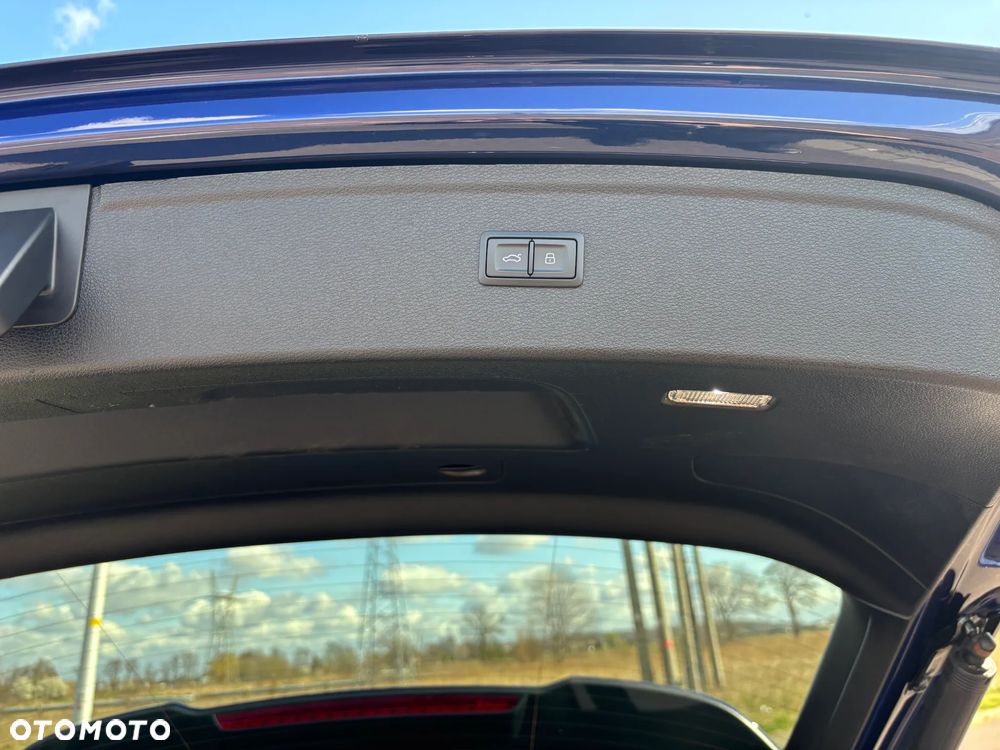 Audi Q5 55 TFSI e Quattro S Line S tronic - 16