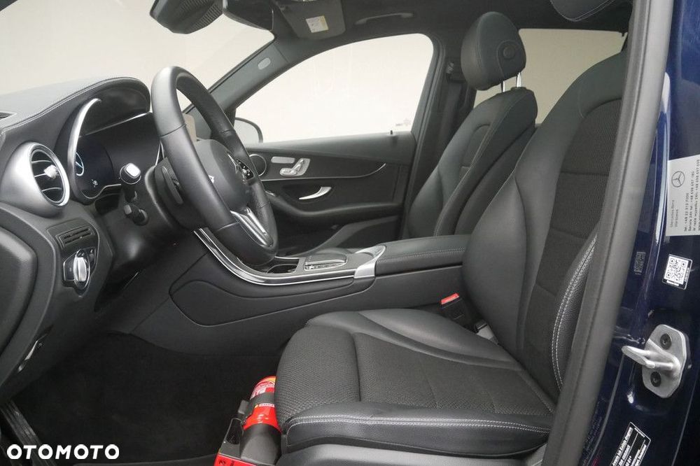 Mercedes-Benz GLC - 12