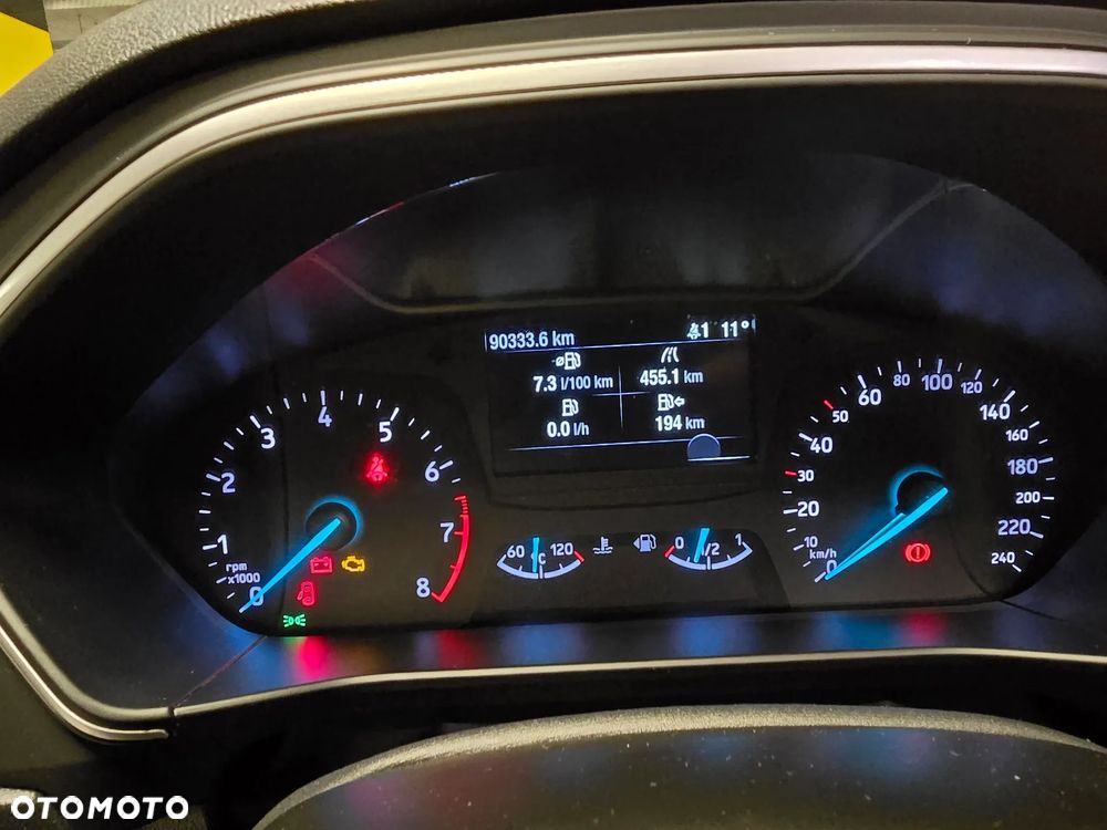 Ford Focus 1.0 EcoBoost Trend Edition - 11