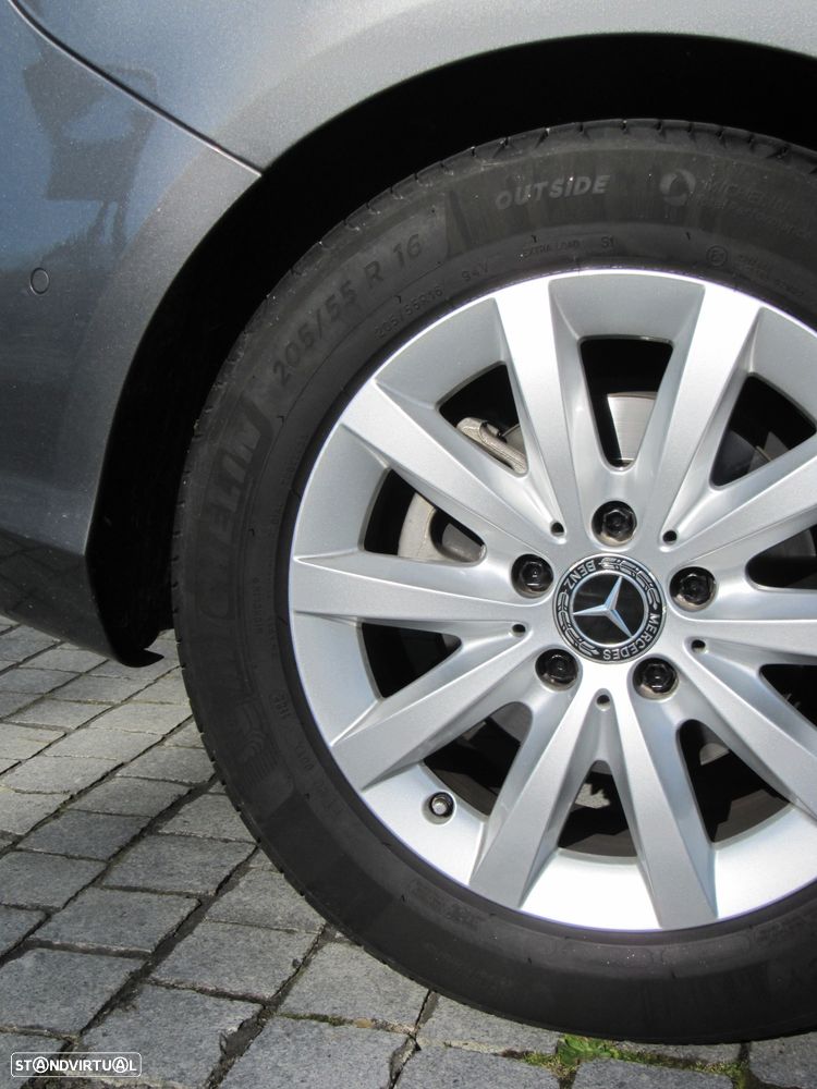 Mercedes-Benz B 180 d Urban - 17