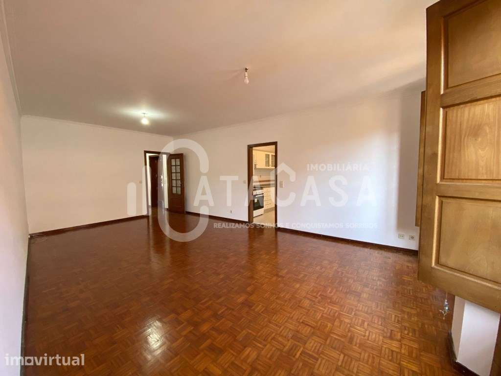 Apartamento T2 para Arrendamento no Centro de Águeda - Grande imagem: 2/11