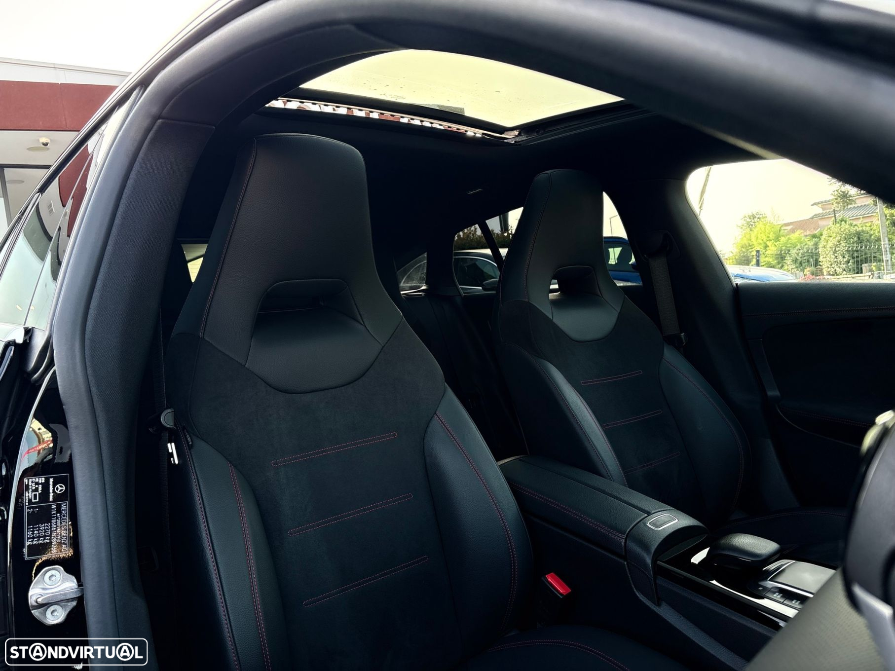 Mercedes-Benz CLA 250 e Shooting Brake AMG Line - 52