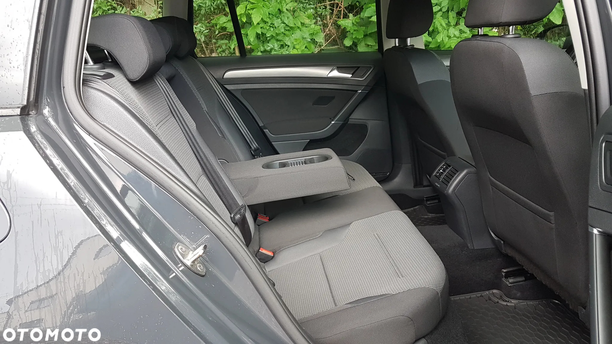 Volkswagen Golf VII 1.6 TDI BMT Comfortline - 6
