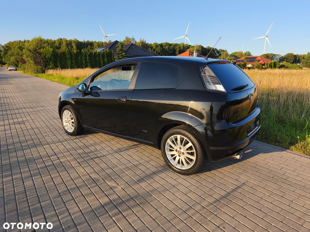 Fiat Grande Punto - 7