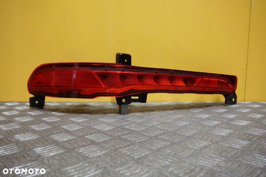 LINCOLN CORSAIR 2020 - LAMPA TYŁ LED LEWA W ZDERZAK USA - 1