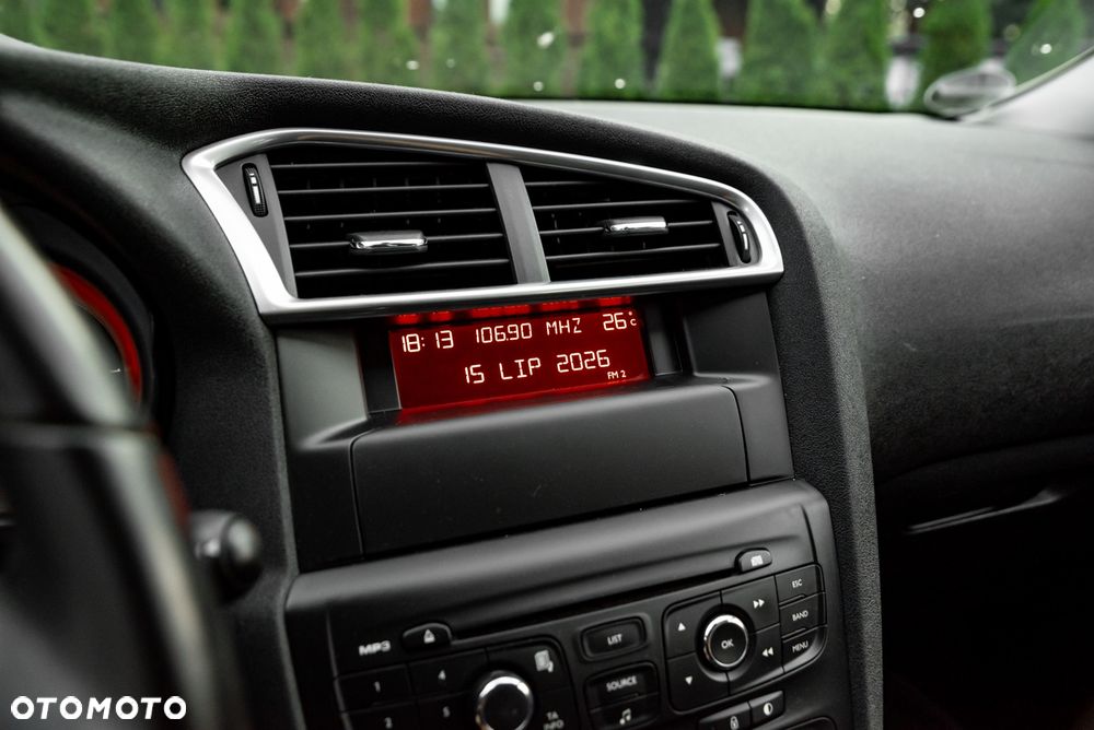 Citroën C4 e-HDi 110 Selection - 31
