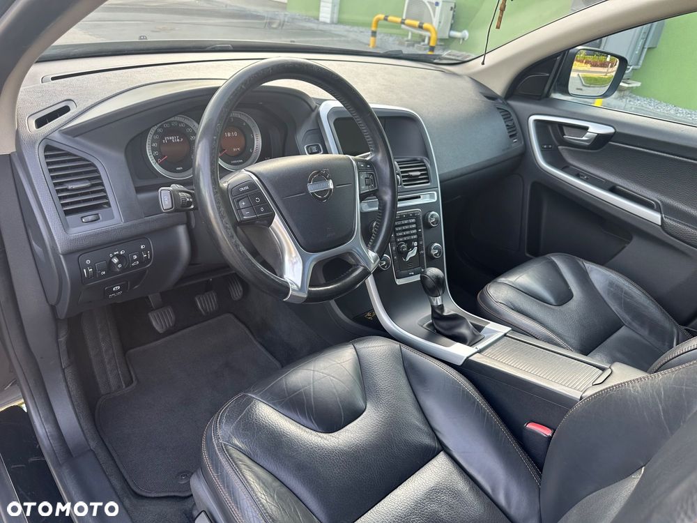 Volvo XC 60 DRIVe Momentum - 6