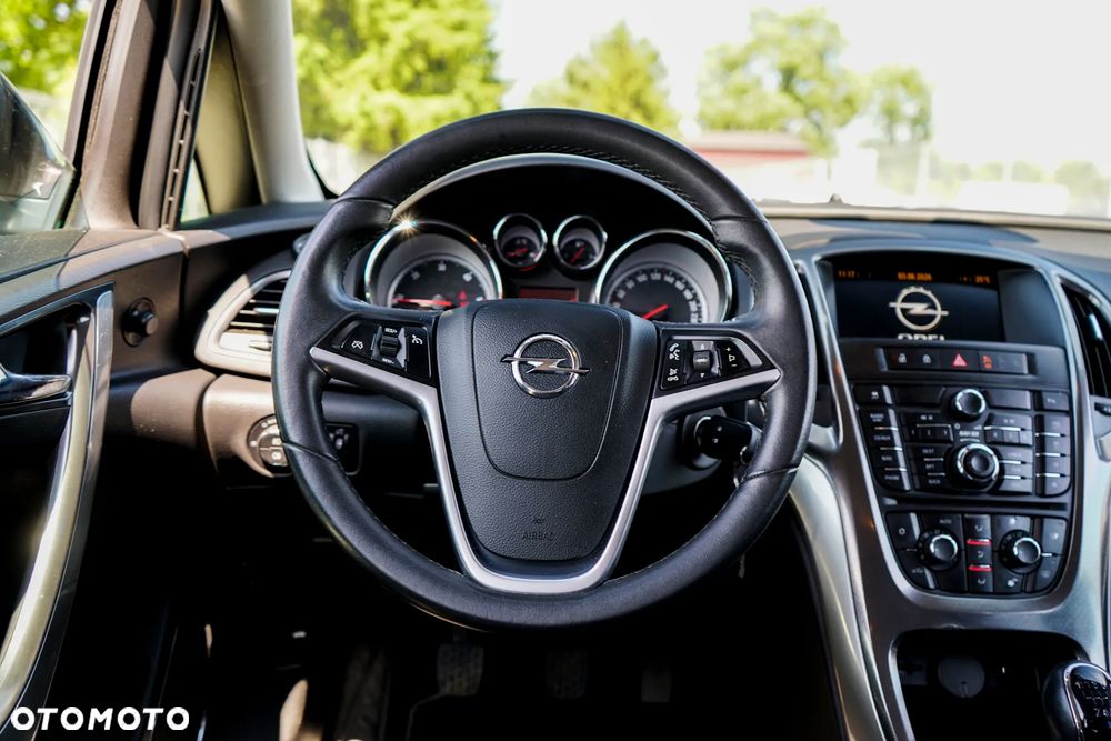 Opel Astra 1.7 CDTI DPF Innovation - 29
