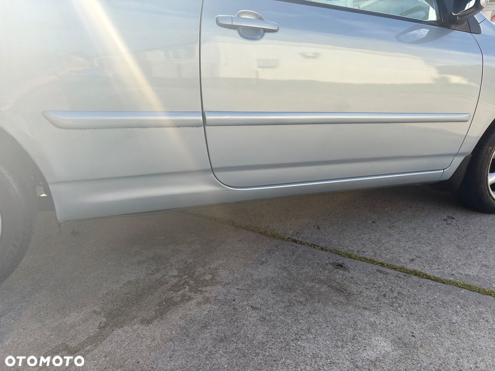 Toyota Corolla 1.6 VVT-i Sol (air6) - 25