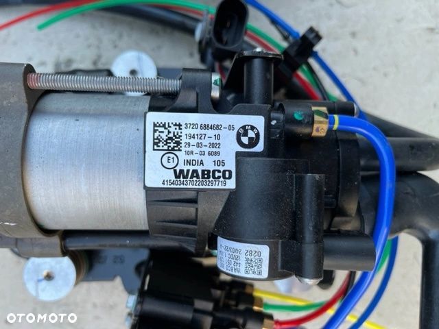BMW G11 G12 6884682 Kompresor zawieszenia NOWY - 3