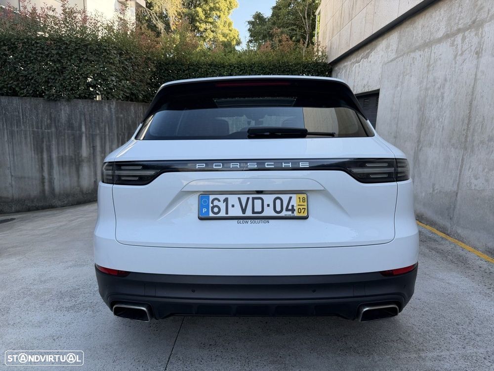 Porsche Cayenne E-Hybrid Platinum Edition - 8