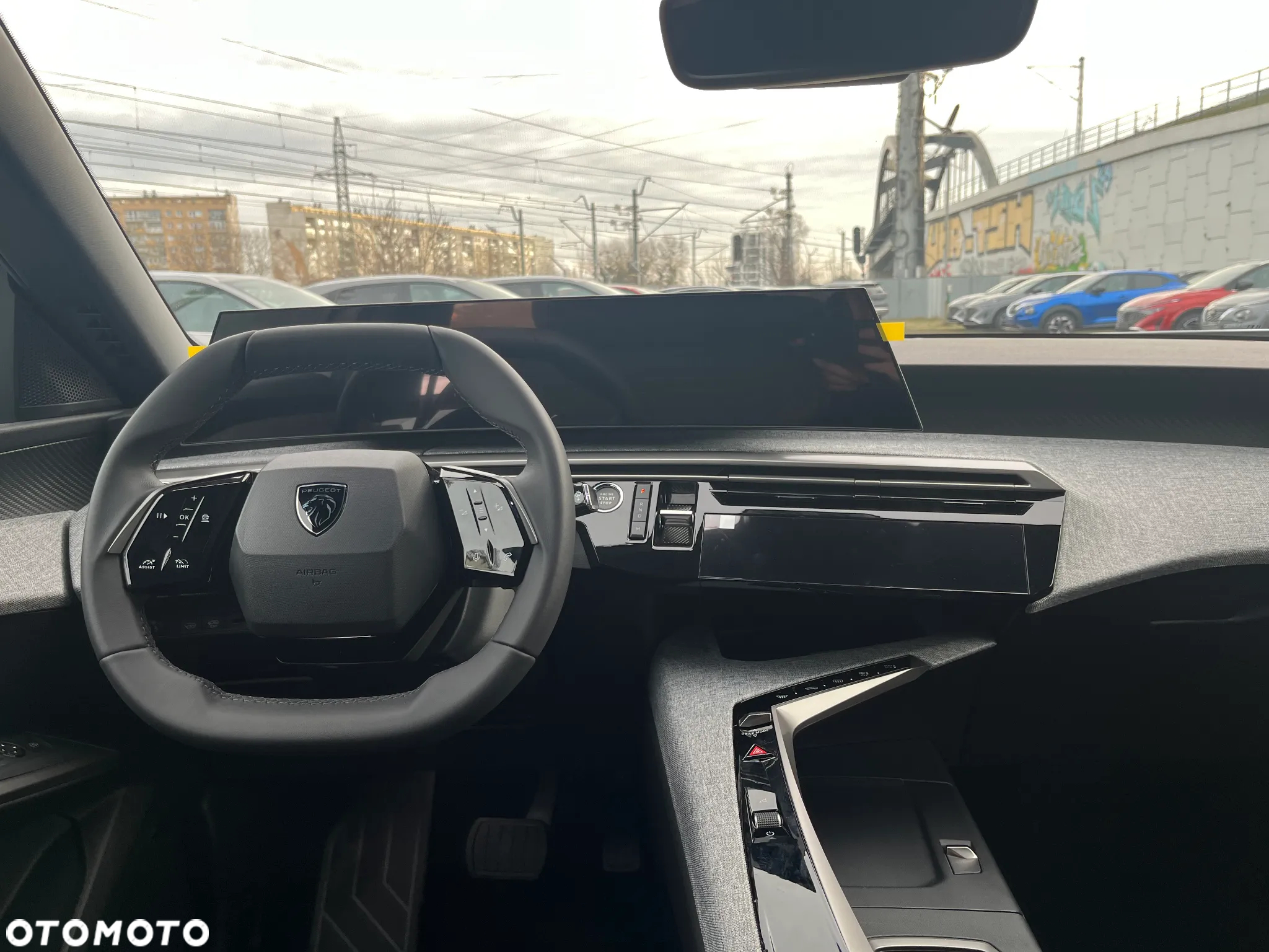 Peugeot 3008 1.2 PureTech mHEV Allure e-DCS6 - 18