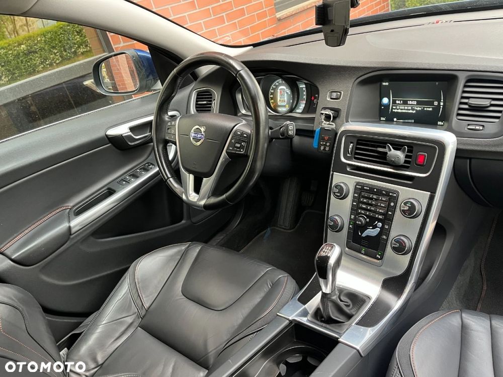 Volvo V60 D3 Summum - 7