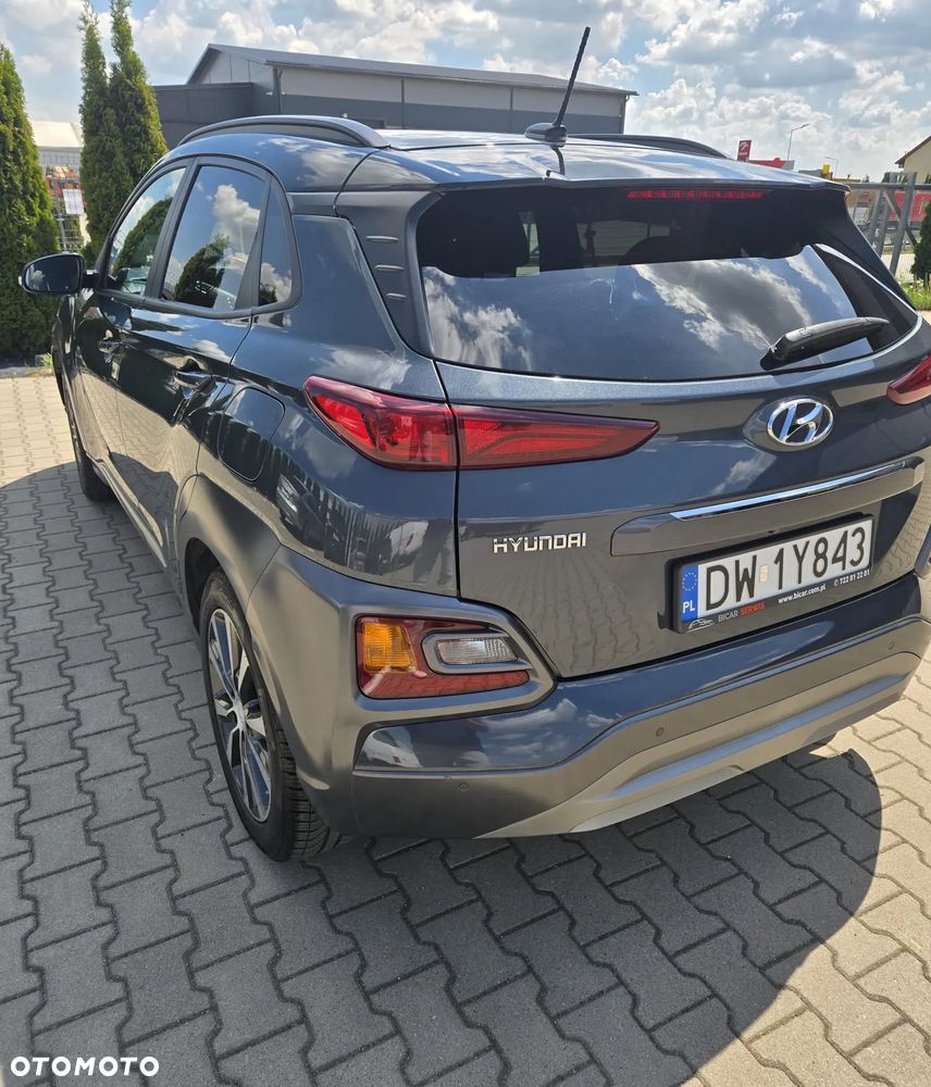 Hyundai Kona - 17