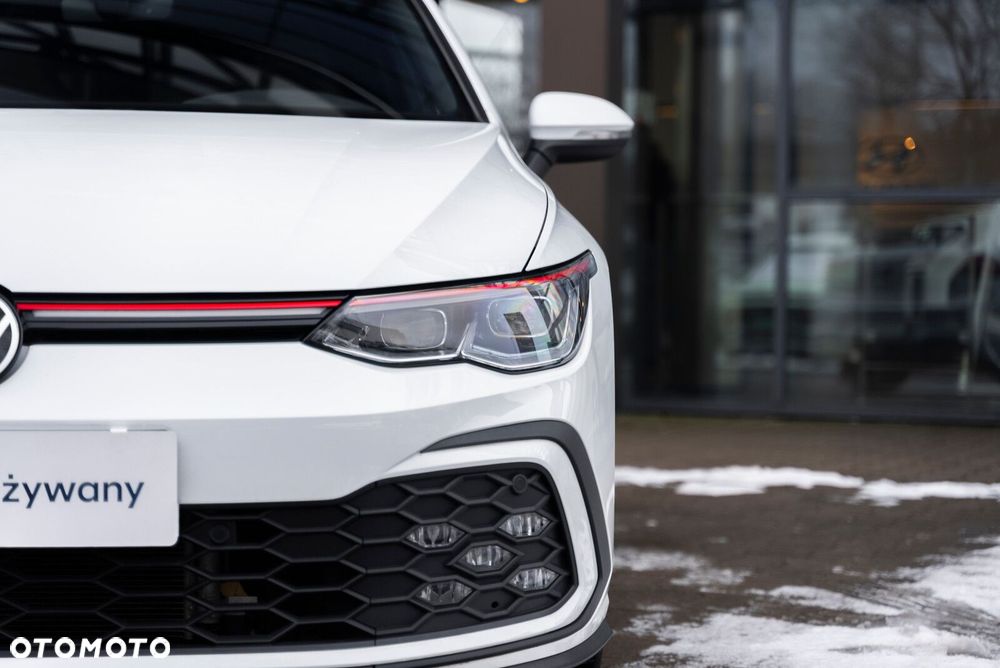 Volkswagen Golf - 4