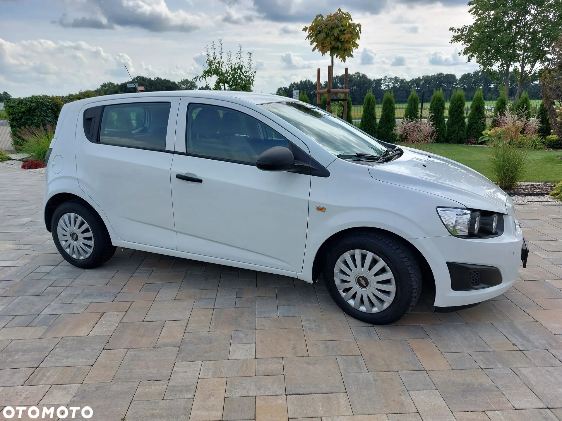 Chevrolet Aveo 1.2 LS - 23