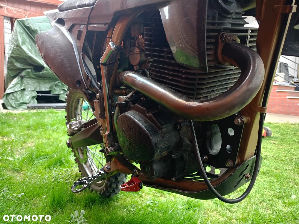 ASIX XB-88 250cc - 10