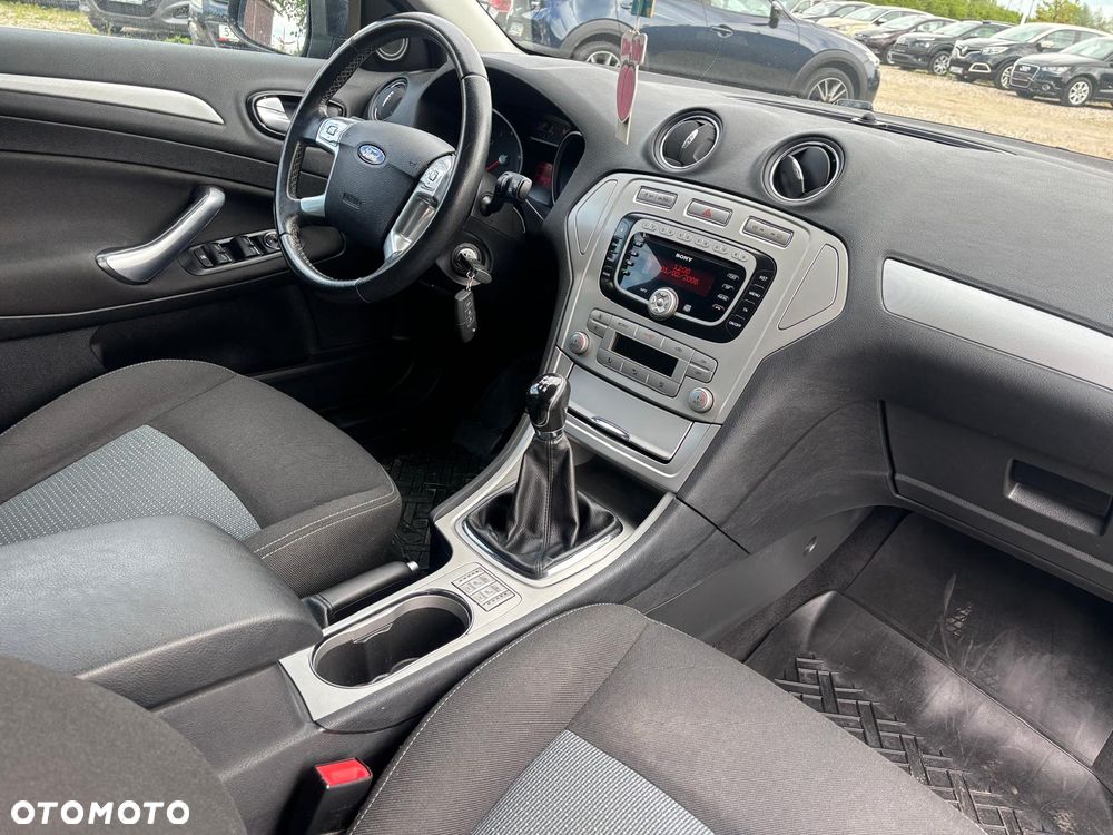 Ford Mondeo 1.6 Ti-VCT Trend - 23