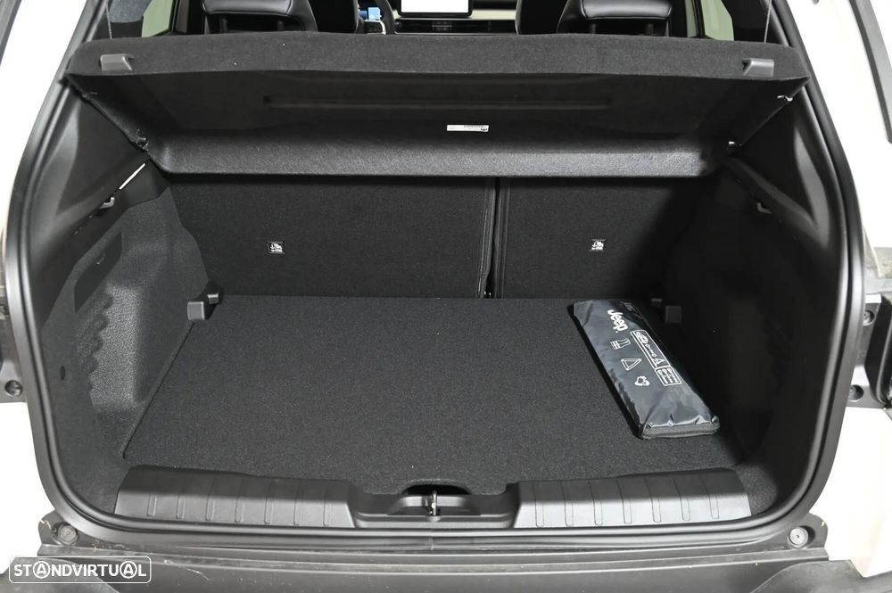 Jeep Avenger 1.2 e-Hybrid Summit DCT - 10
