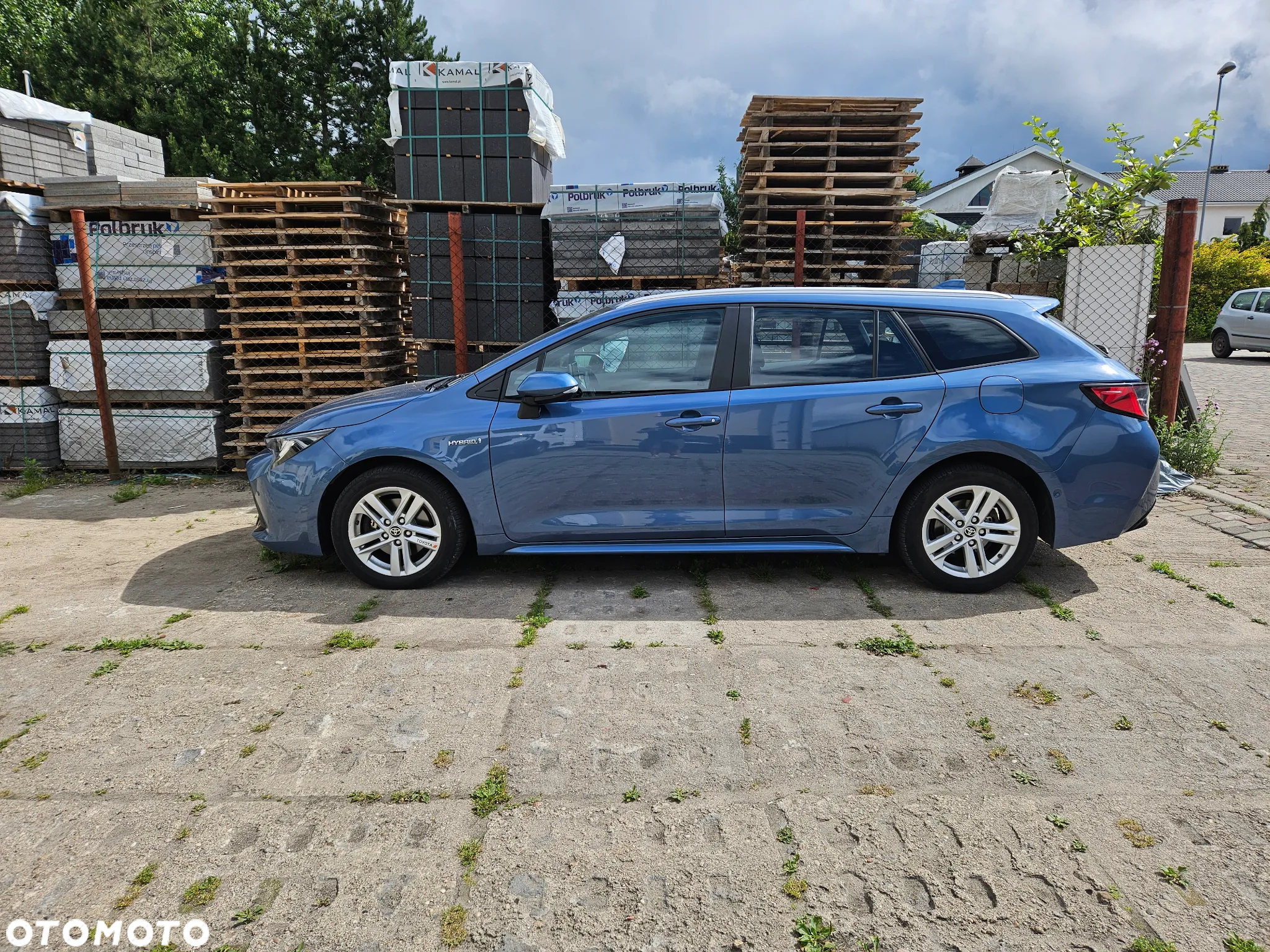 Toyota Corolla 2.0 Hybrid Comfort - 24